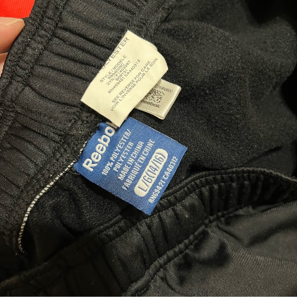 Kids Reebok Sweatpants - Picture 3 of 4